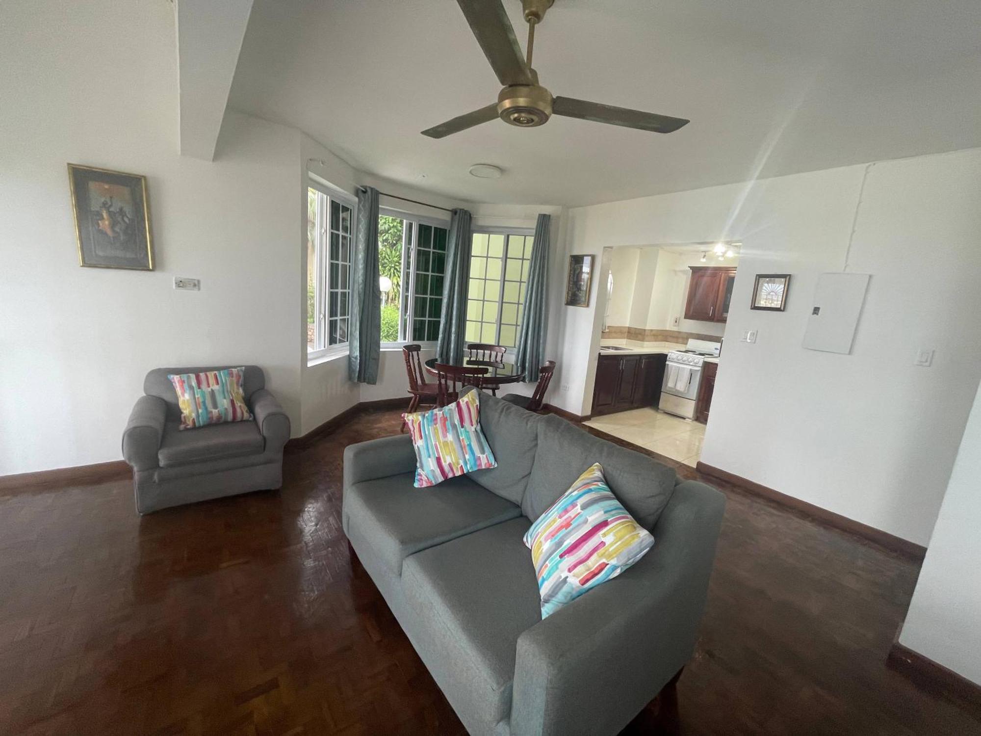 Oceanbreeze Jamaica Penthouse, 7-Minute Walk To Beach Ocho Ríos Exterior foto